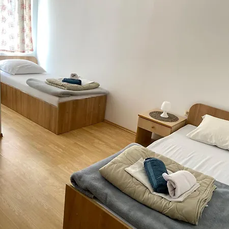 Zemo Vendégház Međugorje